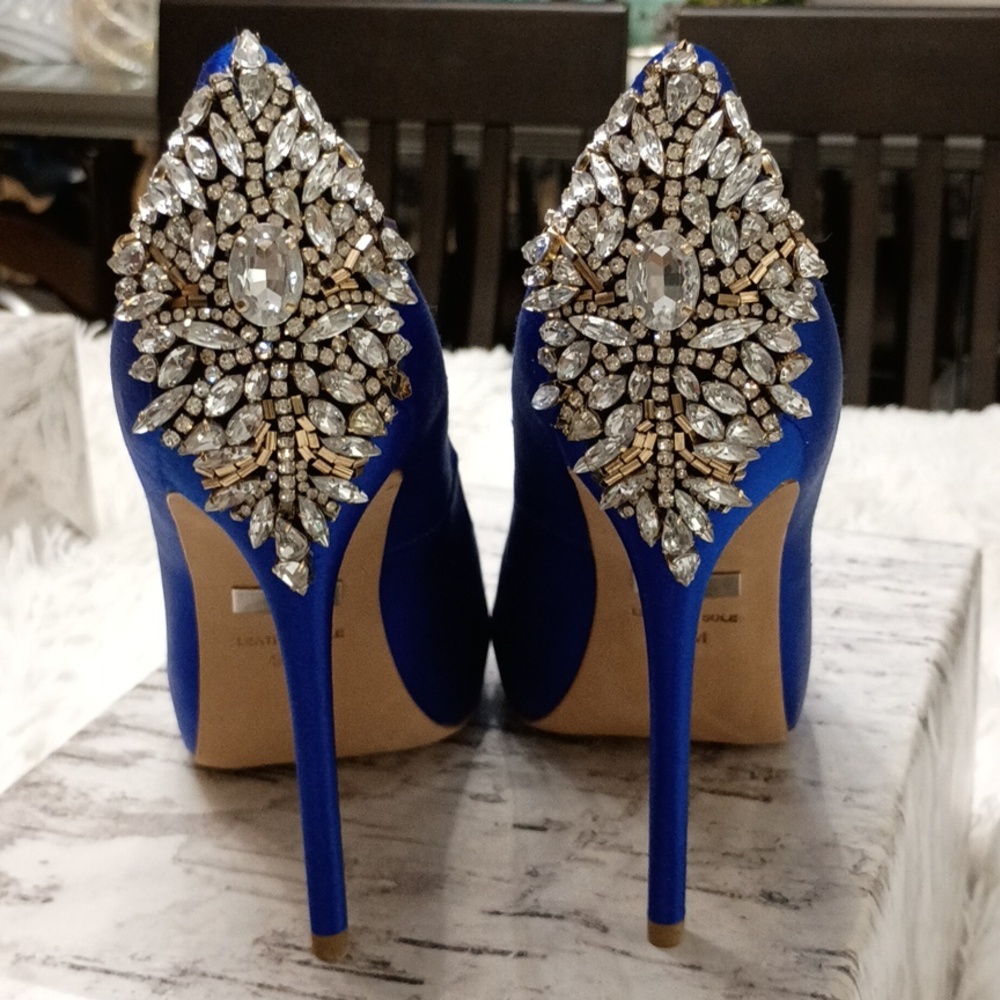 Badgley Mischka Kiarra Saphire Blue Satin Crystal-Back Peep-Toe Heels 9.5M - Picture 8 of 16